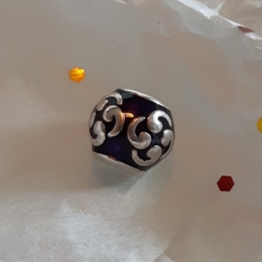 Pandora purple Zen charm